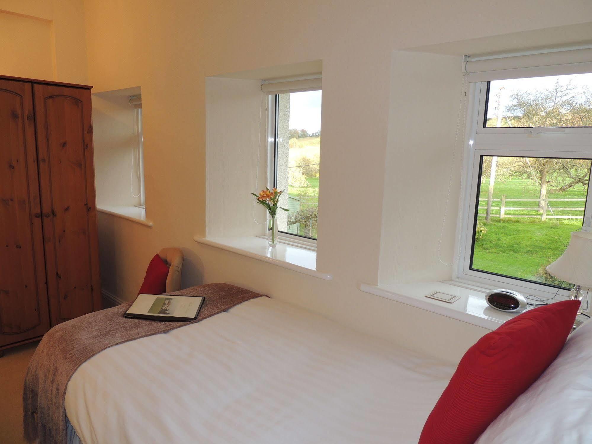 Cedar House Bed and Breakfast Minehead Exteriör bild